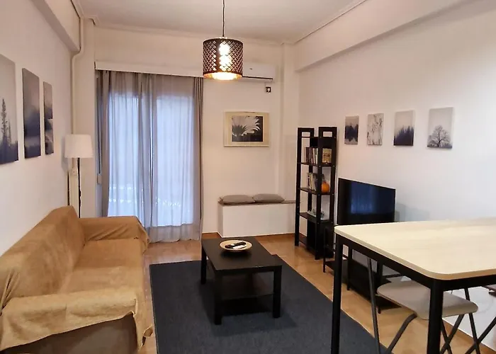 Apartment In The Heart Of Athens